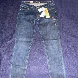 Levi's Dark Blue Skinny Jeans